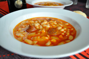 Receta de alubias con chorizo