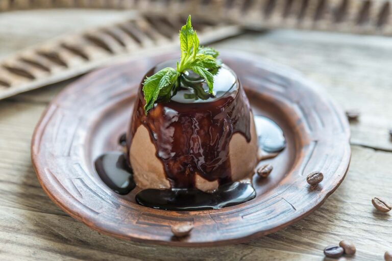 Flan con café y chocolate