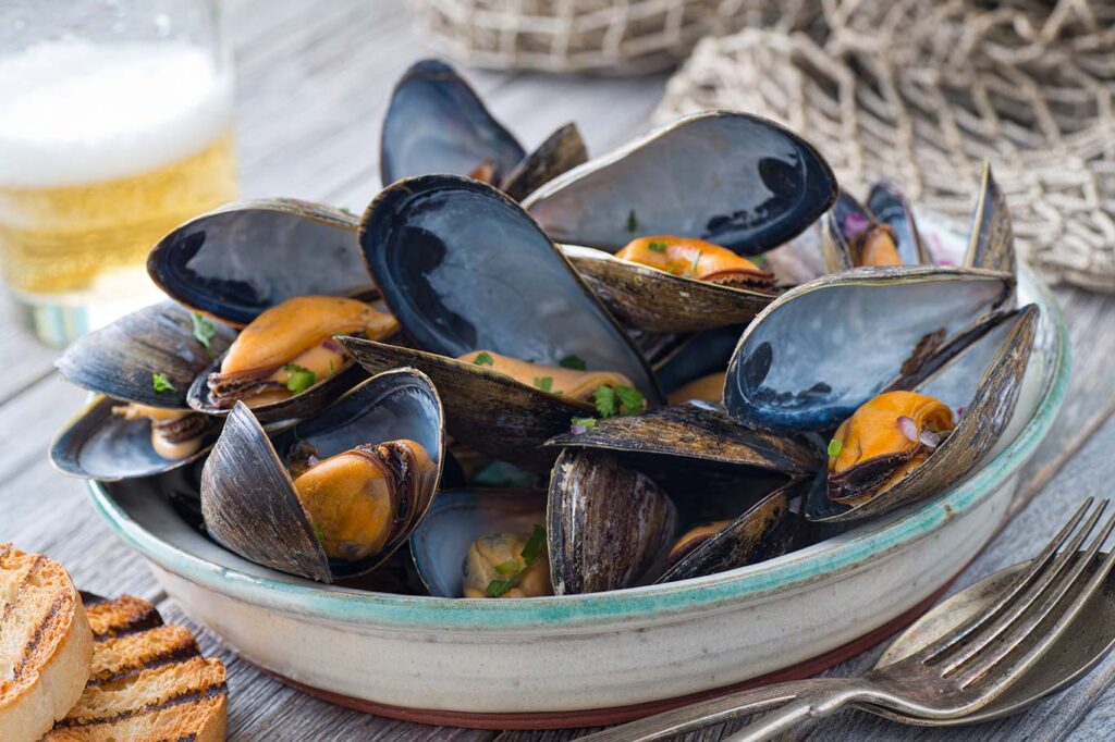 Mejillones al vino blanco