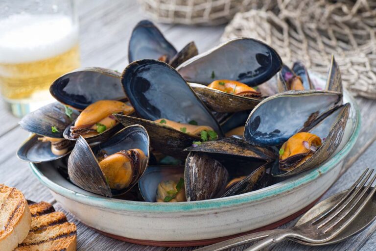 Mejillones al vino blanco