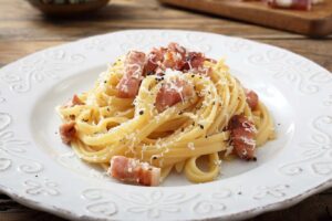 Tallarines a la carbonara