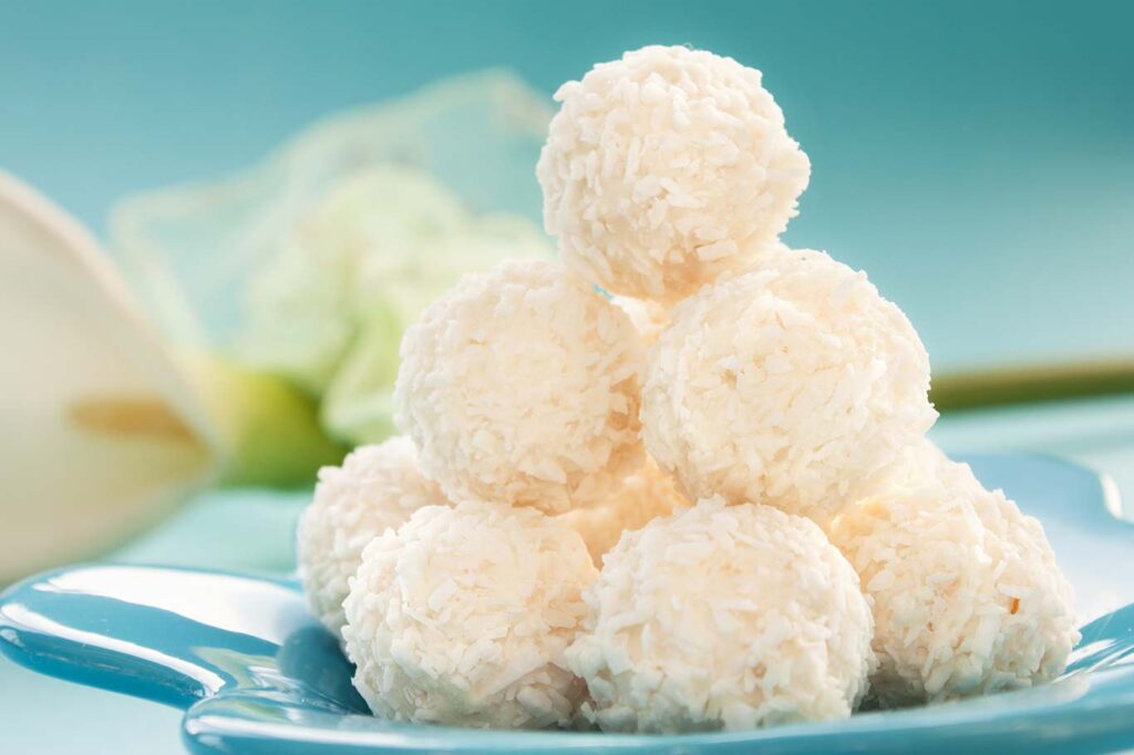Bolas de coco y plátano