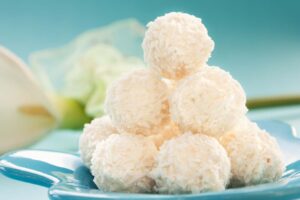 Bolas de coco y plátano