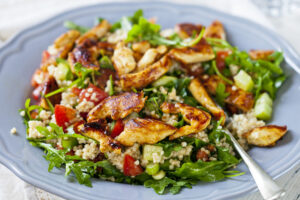 Ensalada de pollo y quinoa