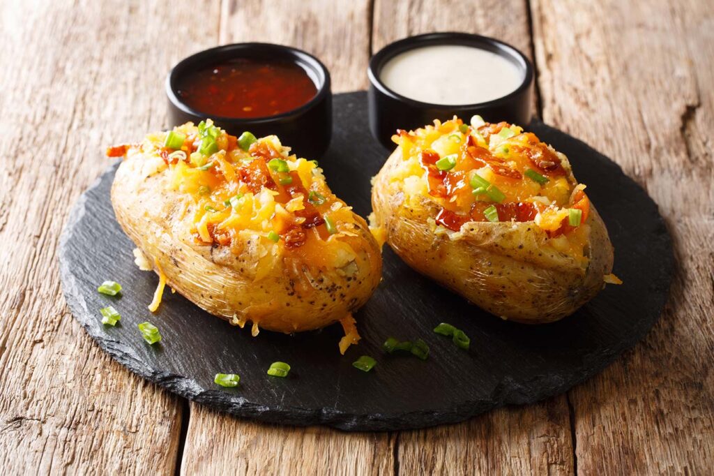 Patatas rellenas de panceta