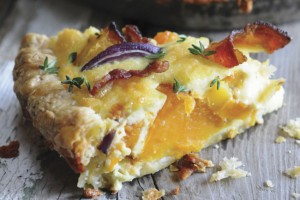 Tarta de calabaza con cebolla y beicon