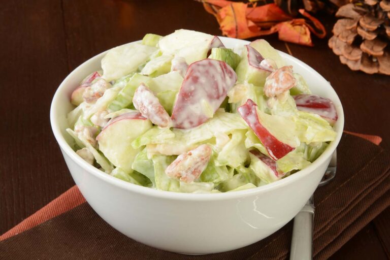 Ensalada de pollo y manzana