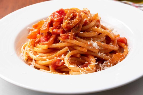 Espaguetis a la amatriciana