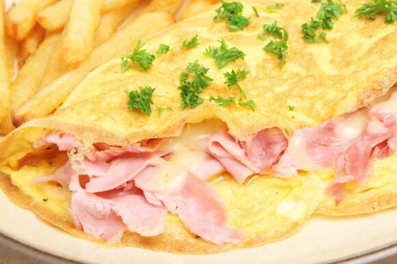 Tortilla de jamón y queso