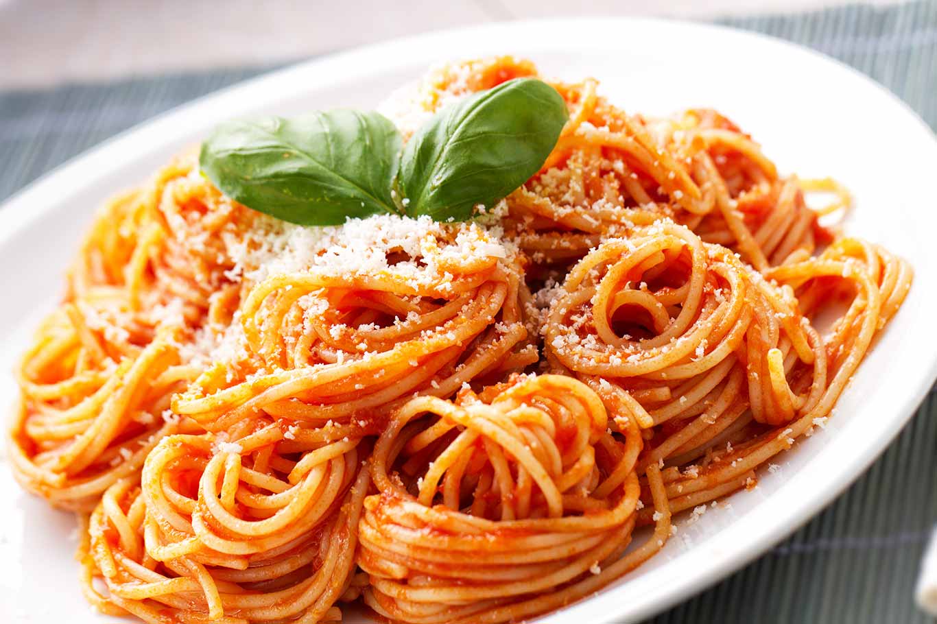 Espaguetis a la napolitana