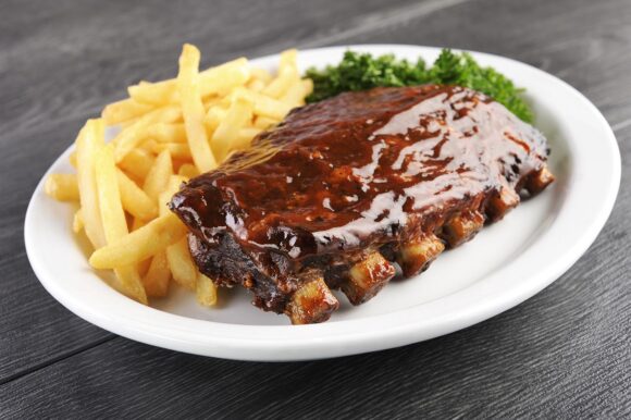 Costillas de cerdo al horno con salsa barbacoa