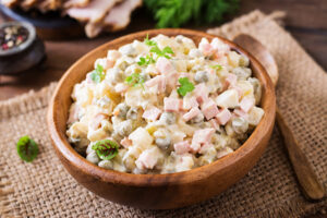 Receta de ensaladilla con jamón cocido