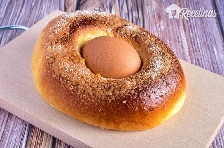 Receta de mona de Pascua tradicional