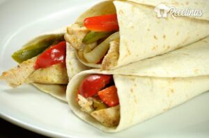Receta de fajitas de pollo con pimientos