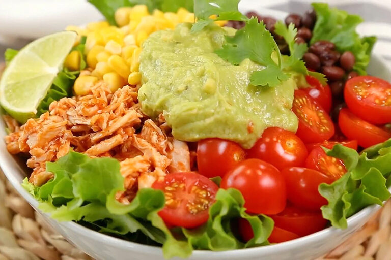 Receta de ensalada de pollo desmechado con frijoles