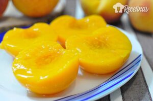 Receta de melocotones en almíbar