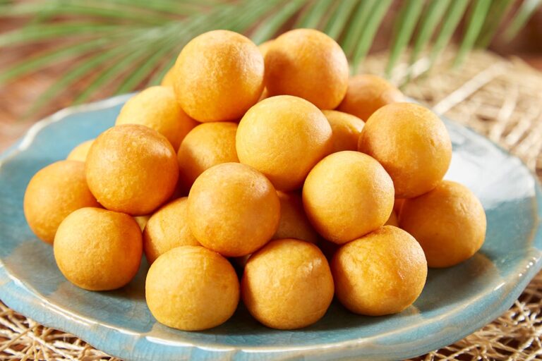 Receta fácil de bolitas de papa y queso