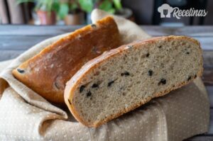 Receta de pan con aceitunas negras