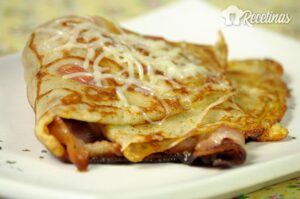 Crepes de bacon y queso
