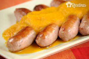 Receta de salchichas con salsa de tomate casera
