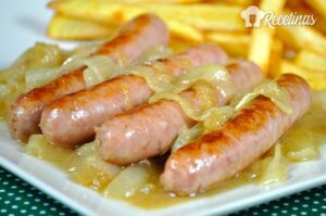 Receta de salchichas encebolladas