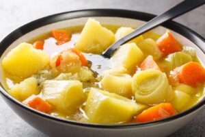 Receta de porrusalda tradicional
