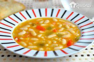 Receta de alubias blancas con verduras