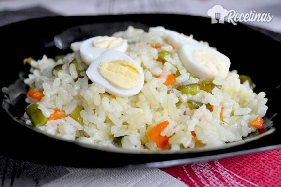 Arroz con huevos de codorniz
