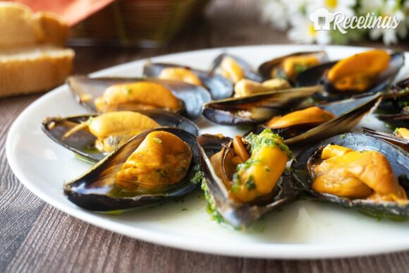 Mejillones en salsa verde