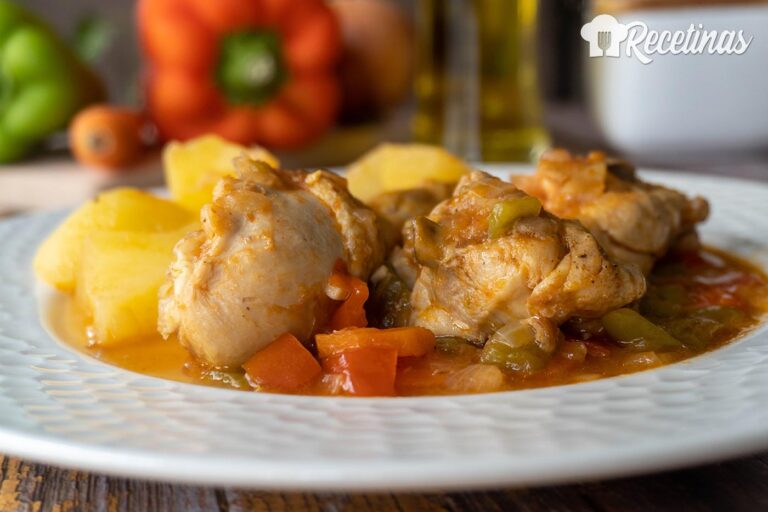 Pollo guisado con verduras