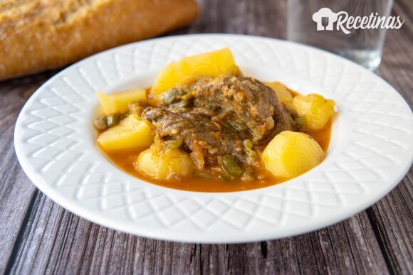 Carrilleras de cerdo con patatas