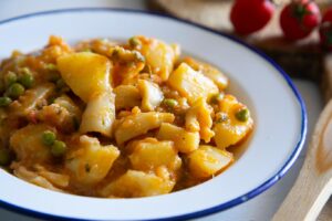 Receta fácil de estofado de sepia con patatas
