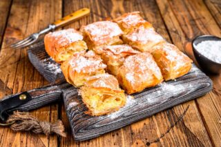 Receta de Bougatsa con masa filo y crema