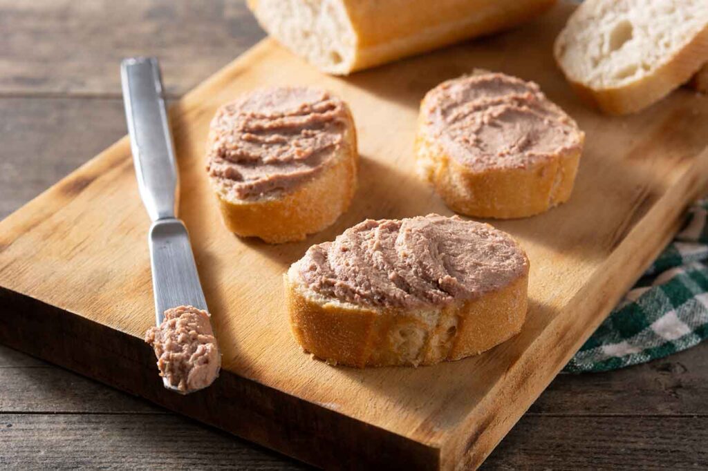 Paté de hígado de cerdo casero, receta fácil