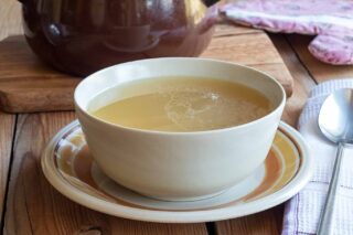 Receta de caldo de cocido