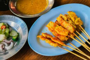 Receta de brochetas de cerdo satay