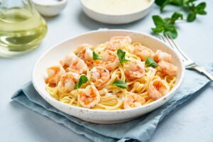 Espaguetis con gambas al ajillo