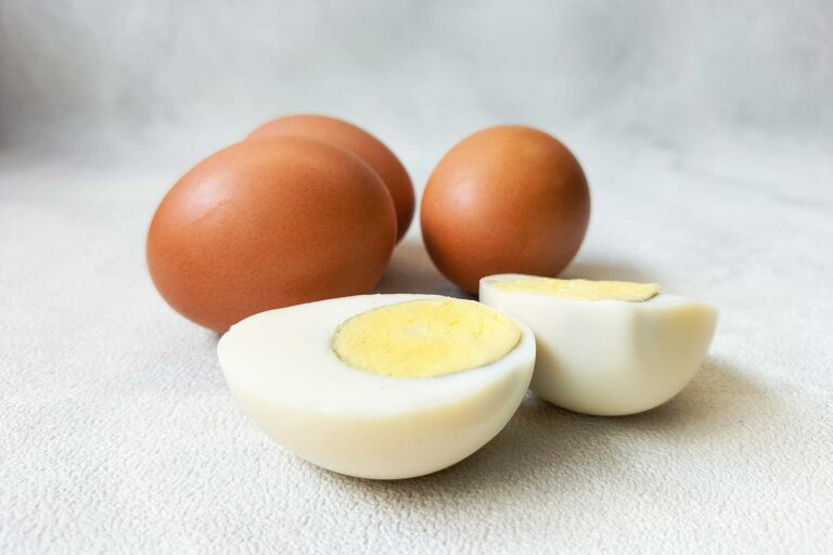 Huevos cocidos en freidora de aire