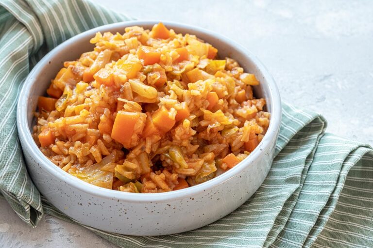 Arroz con col y zanahorias