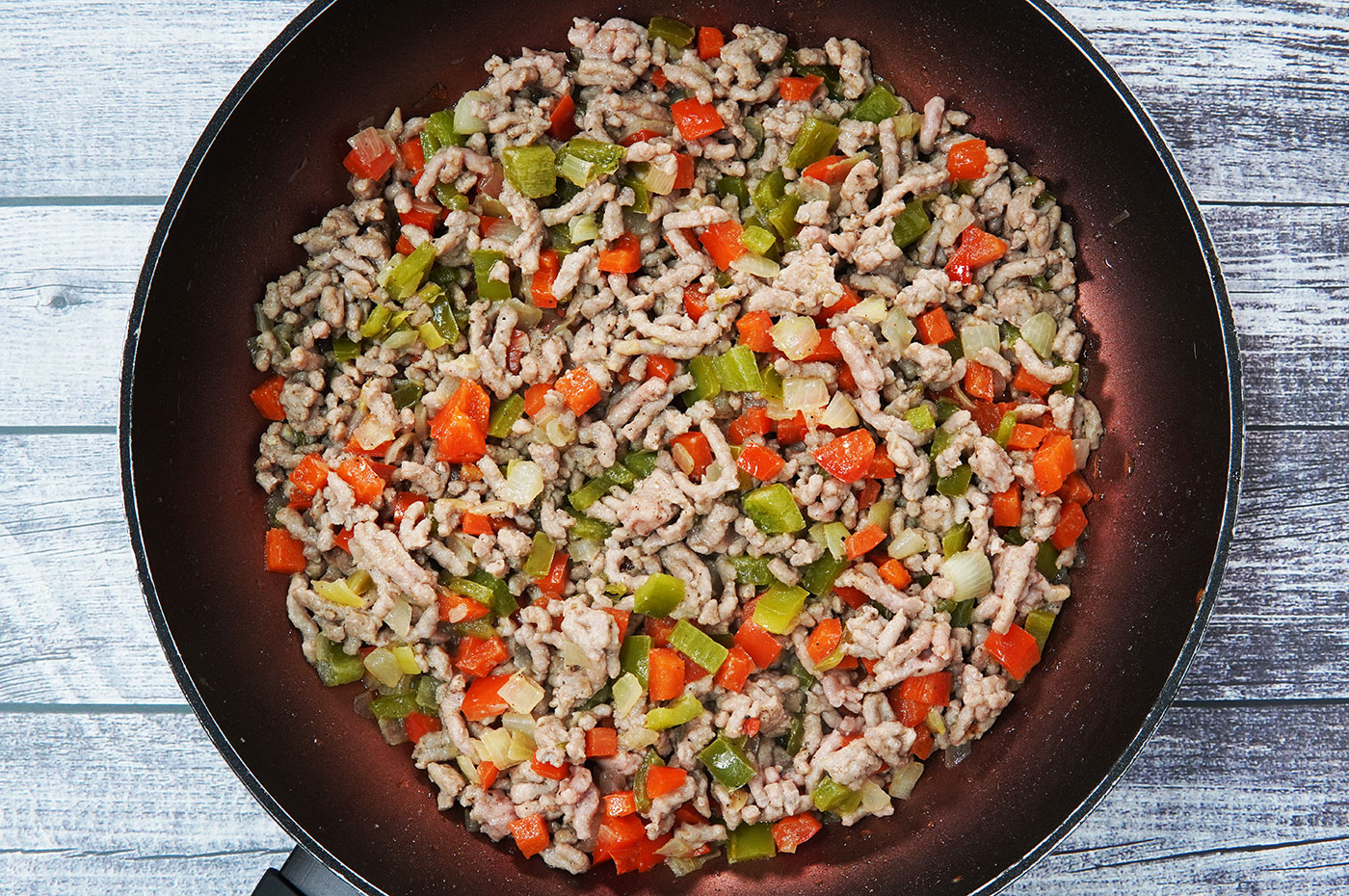 Sofrito de carne picada con verduras