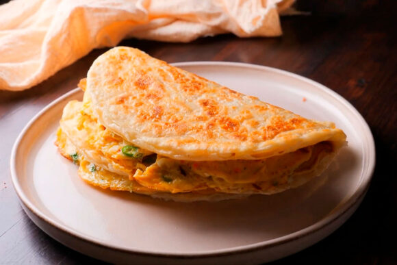 Paratha de huevo con queso