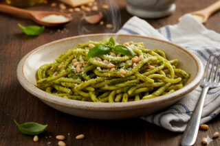 Pasta al pesto casero